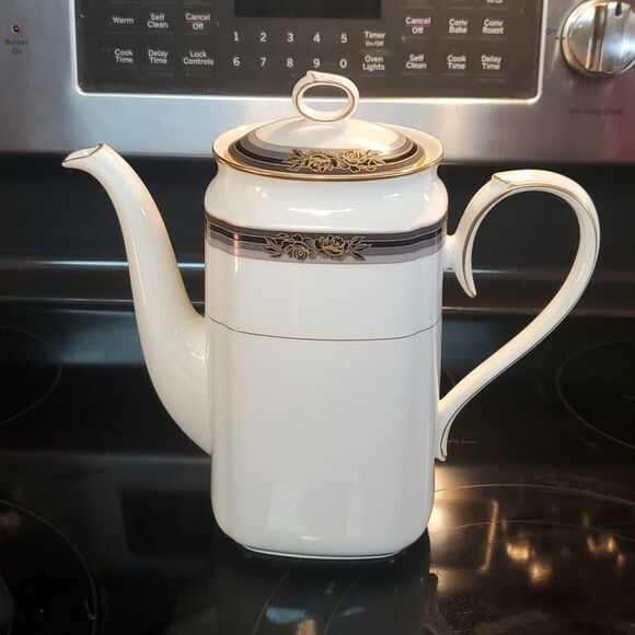 Coffee Pot & Lid Spell Binder by NORITAKE